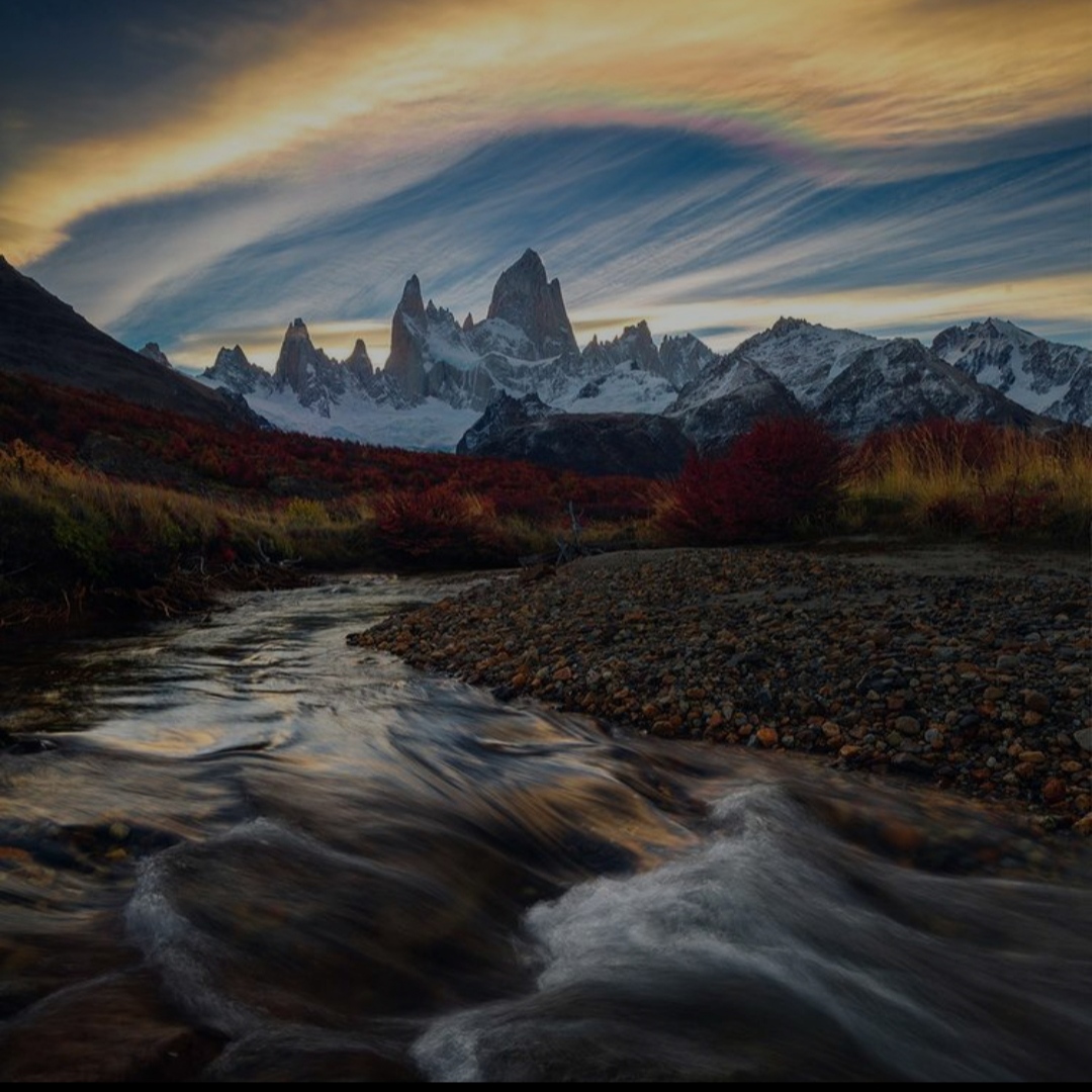  من سرنوشتم با عالمو آدم حسابی فرق داره قصش درازه اول تا آخر ردی از نامرد داره